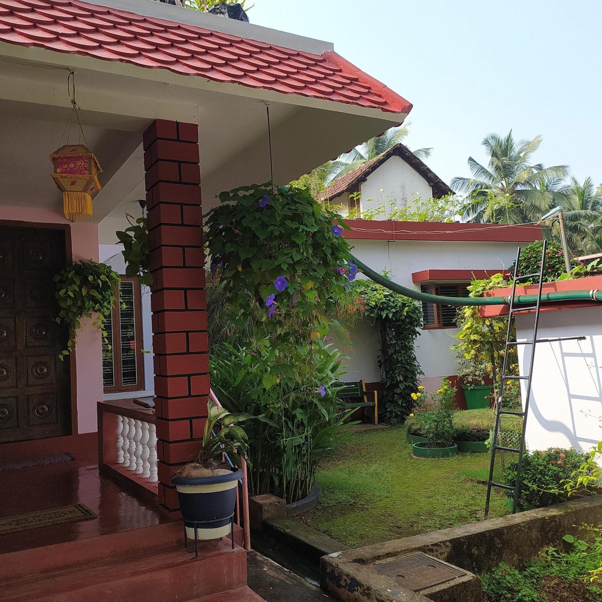 Runnin Airport - Homestay Gurpur 外观 照片