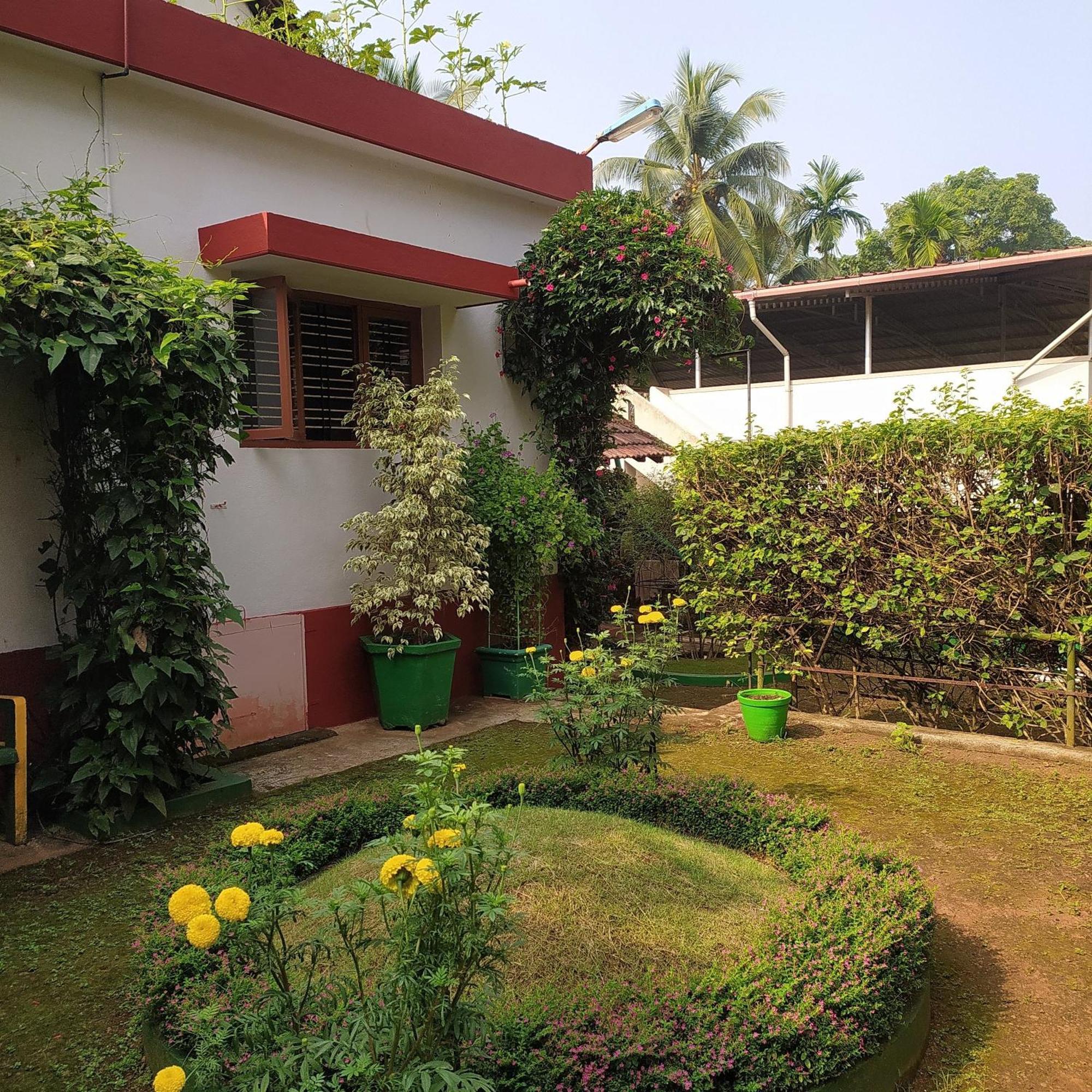 Runnin Airport - Homestay Gurpur 外观 照片